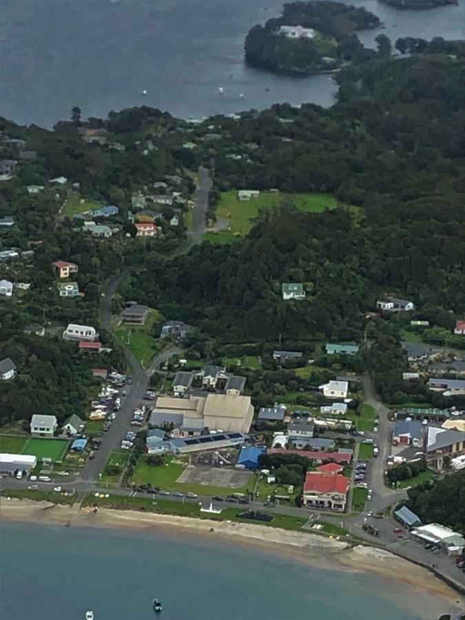 Hostel Stewart Island Backpackers Half-moon Bay Exterior foto